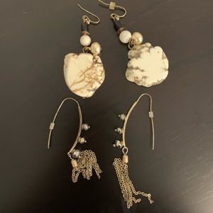 Set of 2 Earrings